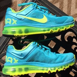 Nike AirMax womens size 7 teal & lime green