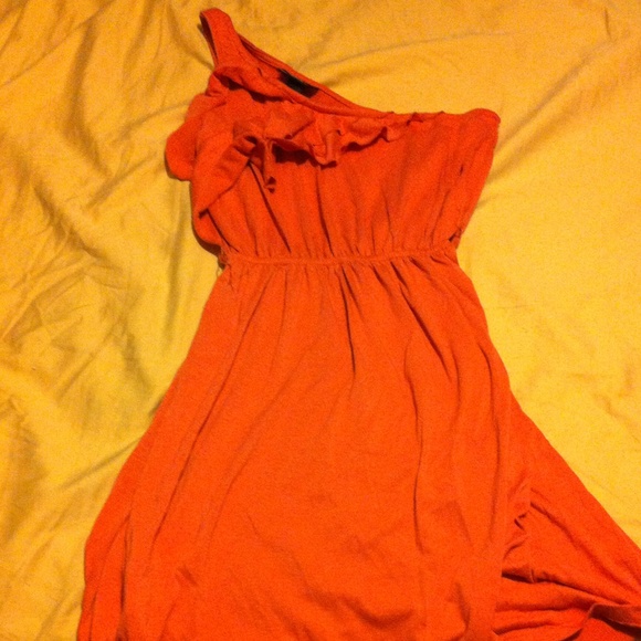 One strapped dress
