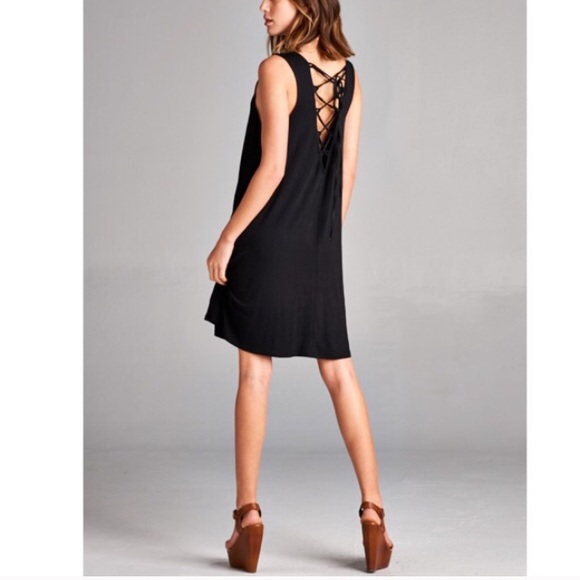 💖 Lace Up Back Black Dress - Picture 2 of 4