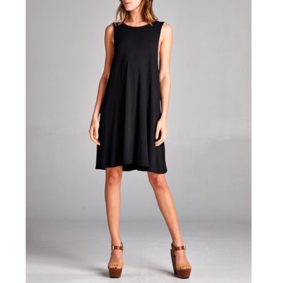 💖 Lace Up Back Black Dress - Picture 4 of 4