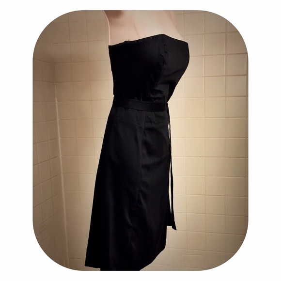 Little Black WHBM Strapless Dress w/ Sash - size 4 - Picture 2 of 4