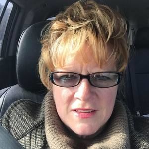 Meet your Posher, Valerie