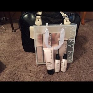 Cleanser & Moisturizer