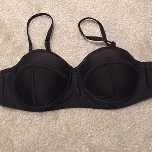 Black triangl style bathing suit top size small