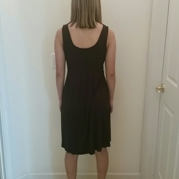 Brown beautiful dress - Picture 3 of 4