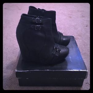 Deena & Ozzy Black Booties Sz 7.5
