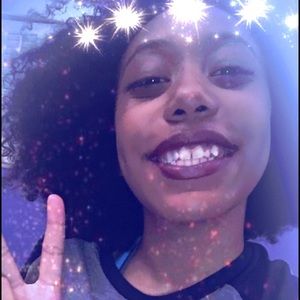 Meet your Posher, Teri