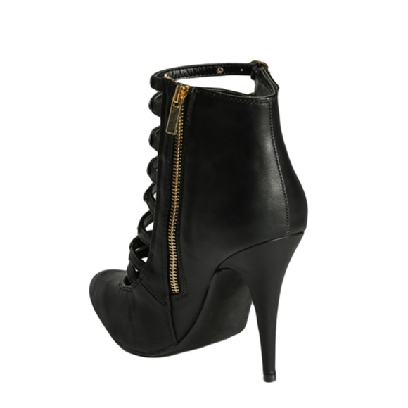 LAST ONE - Pointed Buckle Booties - Picture 3 of 4