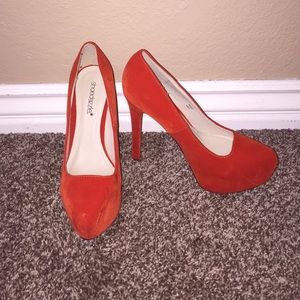 Shoedazzle Pumps