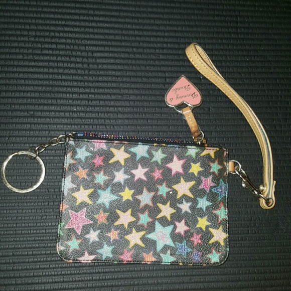 Dooney and bourke wristlet