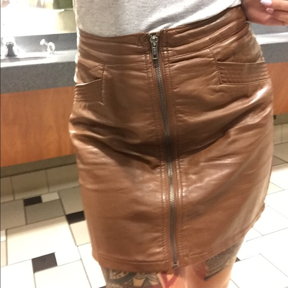 Leather skirt