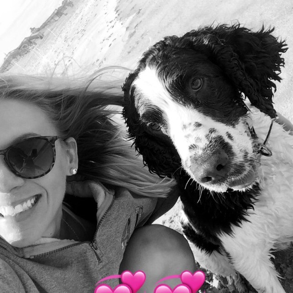 Meet your Posher, Amber - Picture 2 of 2