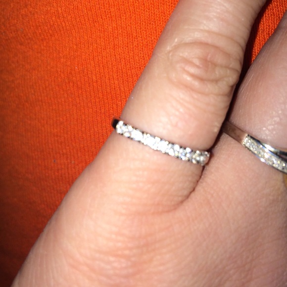 NEW - Picture 3 of 3