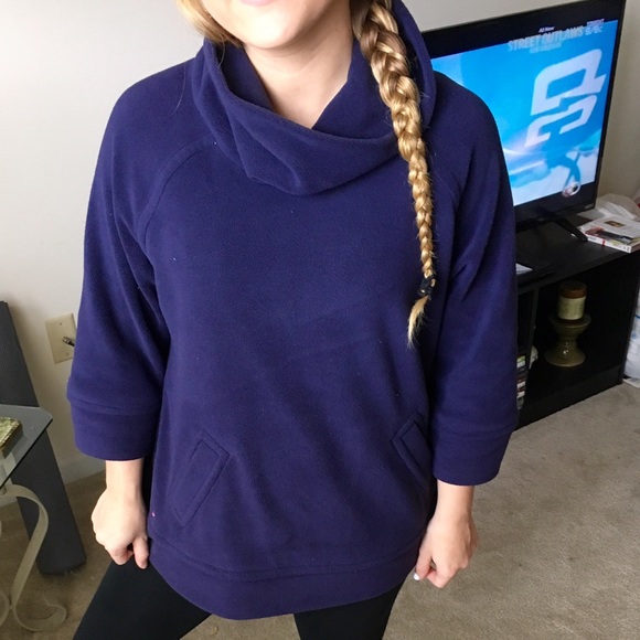 Lilly Pulitzer Navy Pull-Over