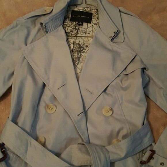 ***SOLD**** Banana Republic baby blue trench coat - Picture 2 of 4
