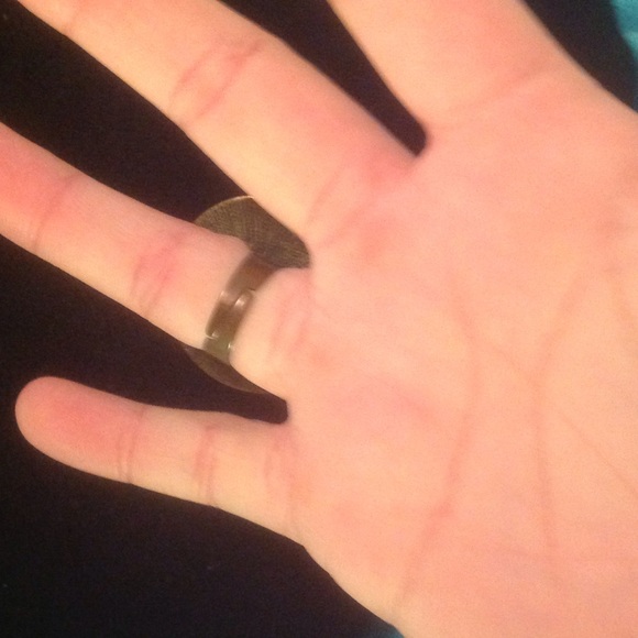 Statement ring - Picture 3 of 3