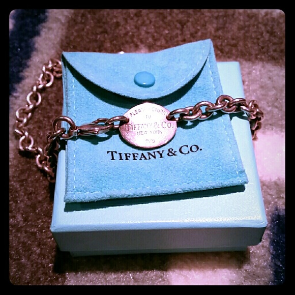Tiffany & Co. Return to Tiffany Tag Necklace