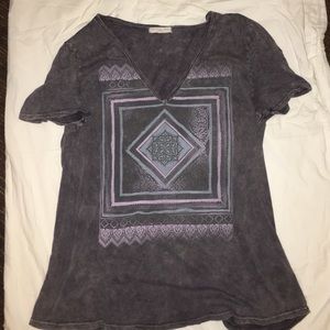 Patterned purple vintage-look v neck