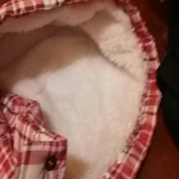 Furry Vest - Picture 2 of 3