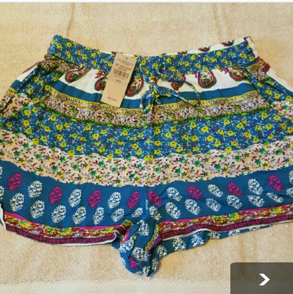 NWT American Eagle shorts