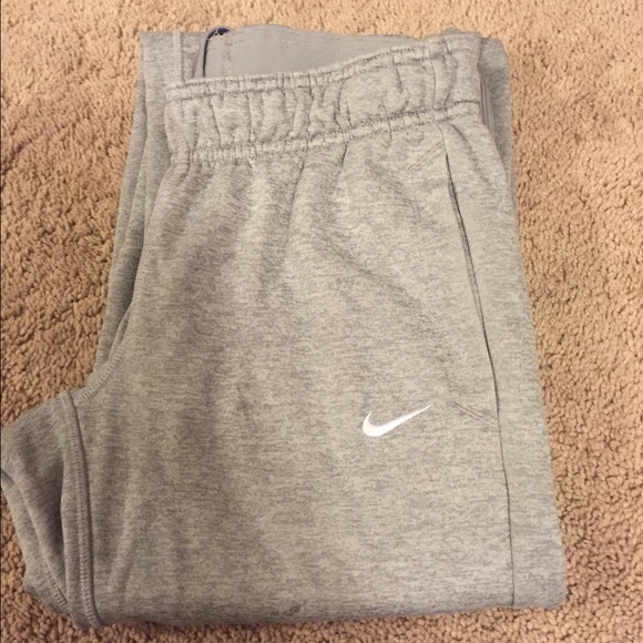 NIKE THERMA-FIT Sweatpants