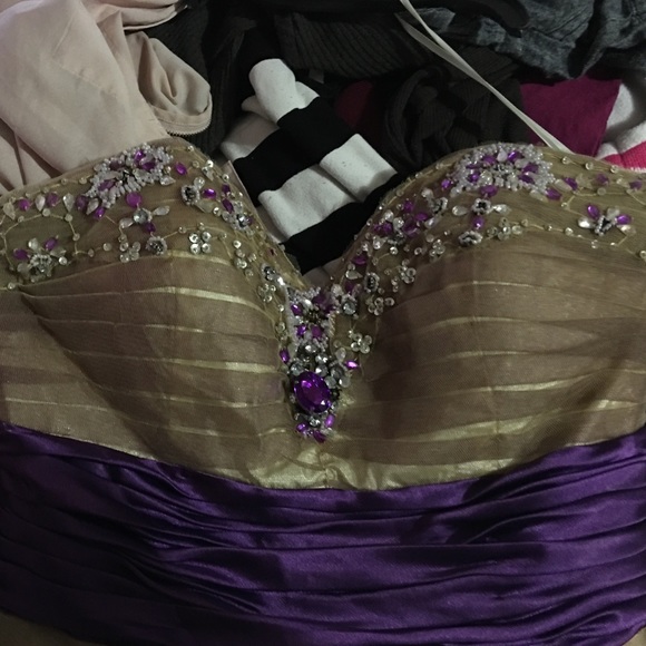 Prom dress - Picture 2 of 2