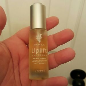 Younique wrinkle reducer