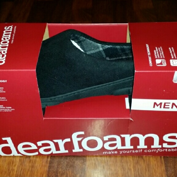 Mens slippers, new, size large