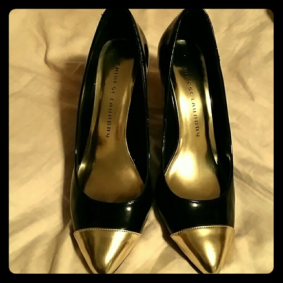 Black and Gold Chinese Laundry Pumps