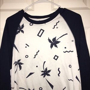 crew neck sweatshirt 🌴  Worn . men's medium