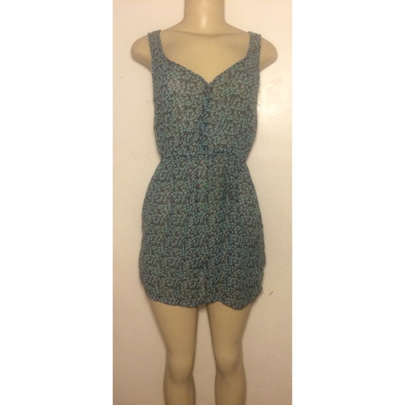 OFFER!! See through patterned dress - Picture 1 of 3