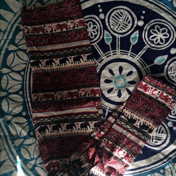 Forever 21 Tribal Leggings