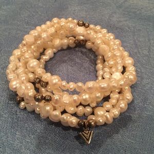 Silpada Goddess pearl bracelet set