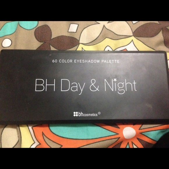 BH Cosmetics Day and Night Palette