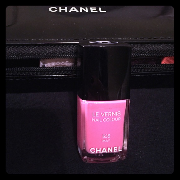 Chanel Le Vernis nail colour, 535 May