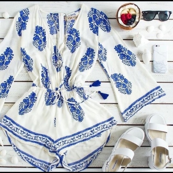 Floral Deep V Romper - Picture 3 of 4