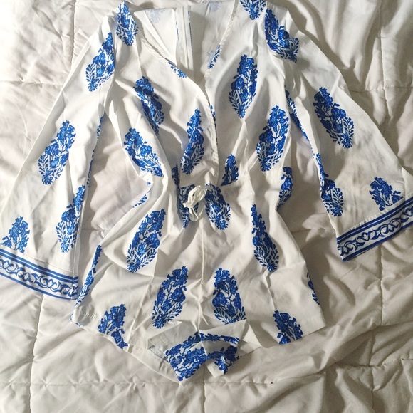 Floral Deep V Romper - Picture 4 of 4