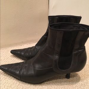 CHANEL authentic booties size 39.5
