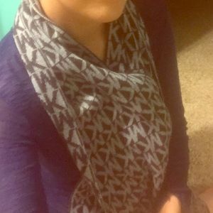 Michael Kors scarf