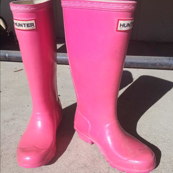 CHILDRENS Hunter boots.