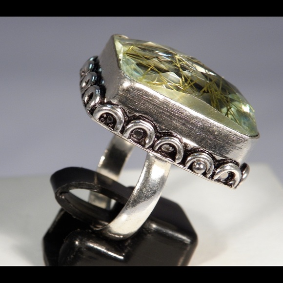 Awesome Big Golden Rutile Ring - Picture 2 of 3
