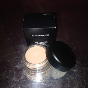 MAC paint pot 'painterly'