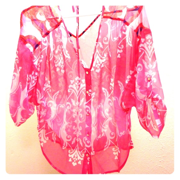 ⚡️FINAL SALE⚡️ Bebe Vacation Top