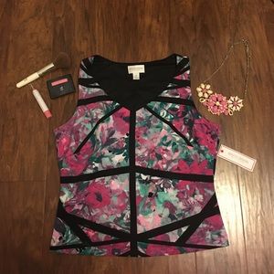 Crop top dress shirt.