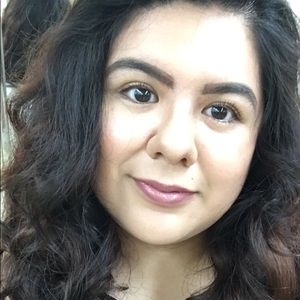 Meet your Posher, Jazmin