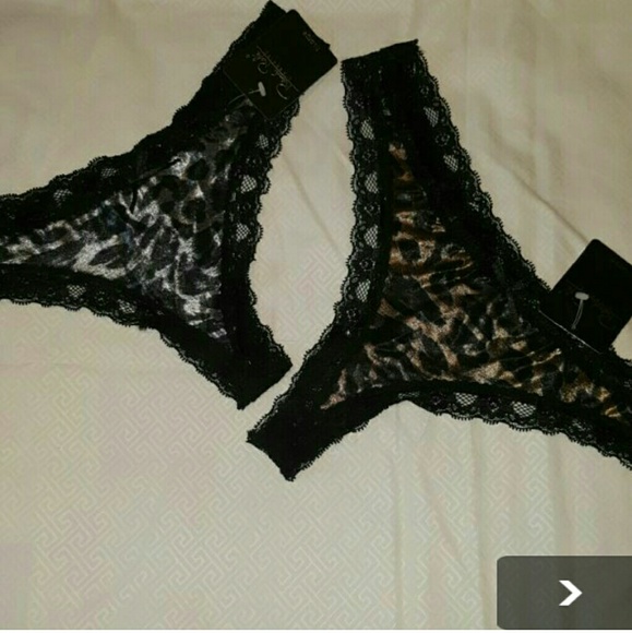 NWT set of thongs
