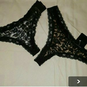 NWT set of thongs