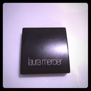 Laura Mercier Bordeaux eyeshadow