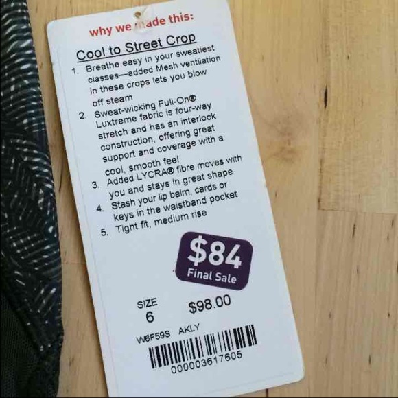 (SOLD)Cool to Street Crop Lululemon leggings - Picture 4 of 4