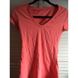 🌟BOGO½ salmon v neck
